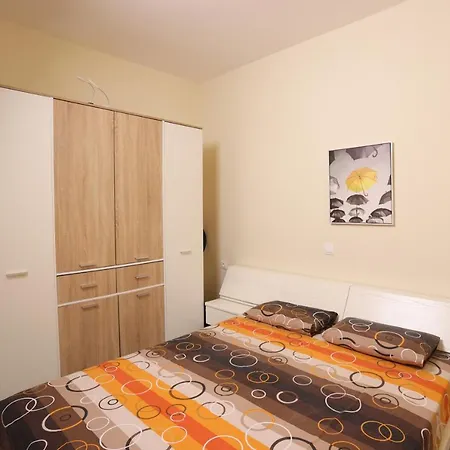 דירה Holiday Apartment Siviri סיווירי